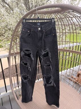 Distressed BDG black baggy jeans